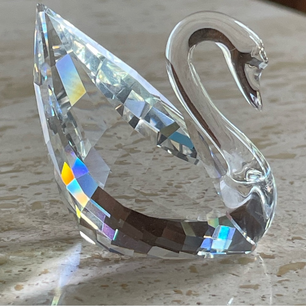 Swarovski crystal swan figurine